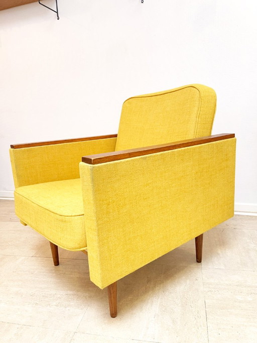 Fauteuil vintage scandinave années 60 – Wood, Textile (photo 2 of 12)