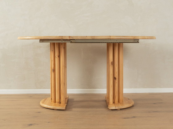 Image 1 of Kiefernholz-Esstisch aus den 80er Jahren, ausziehbar