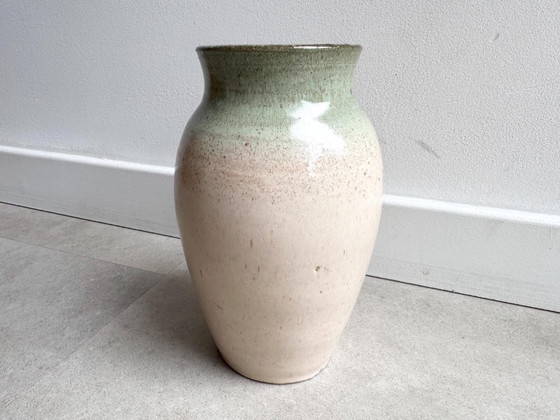 1x Vintage Studio Beige and Green Ceramic Vase (photo 2 of 5)