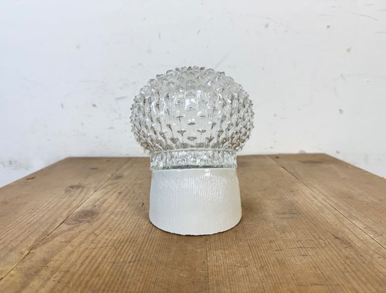 Image 1 of Applique murale vintage en porcelaine blanche, années 1970