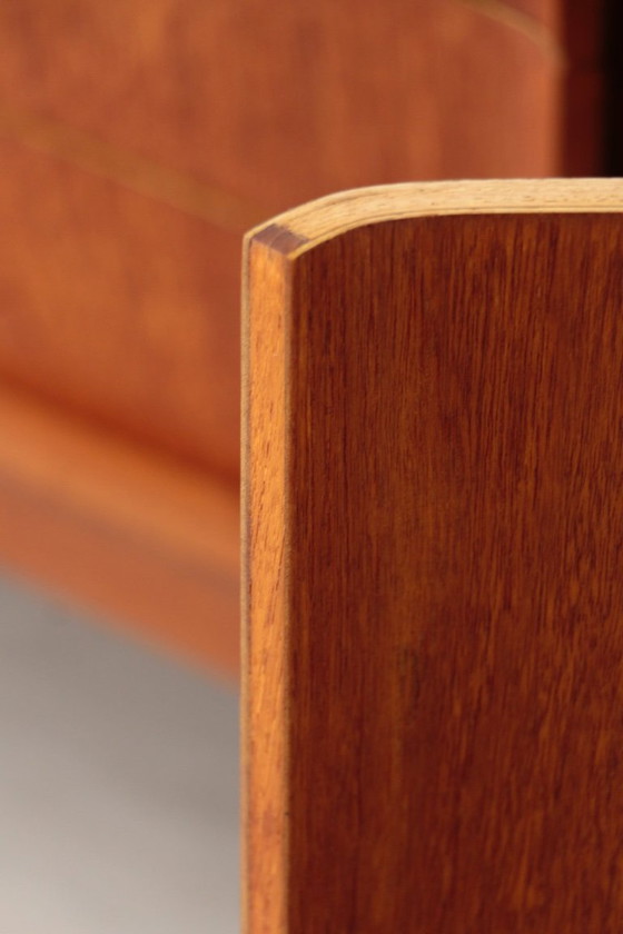 Image 1 of Aparador - White & Newton