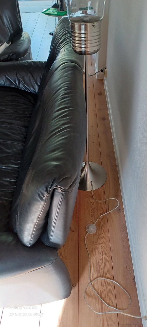 2 schöne schwarze Leolux Sessel in sehr gutem Zustand – Sofagarnitur, Leather (photo 6 of 6)