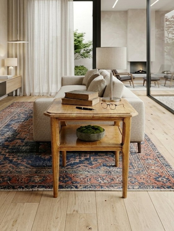 Image 1 of Bijzettafel of salontafel uit de jaren 1940 - Massief eikenhout