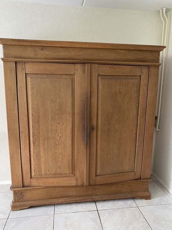 Image 1 of 1 Drenthe linen cabinet antique