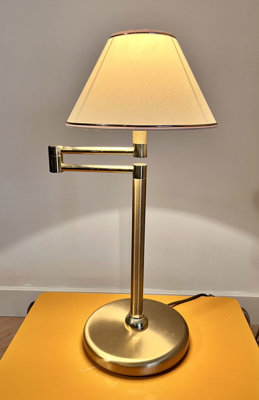 ✨ Lámpara de mesa de latón macizo – Estilo Sölken Fixtures ✨