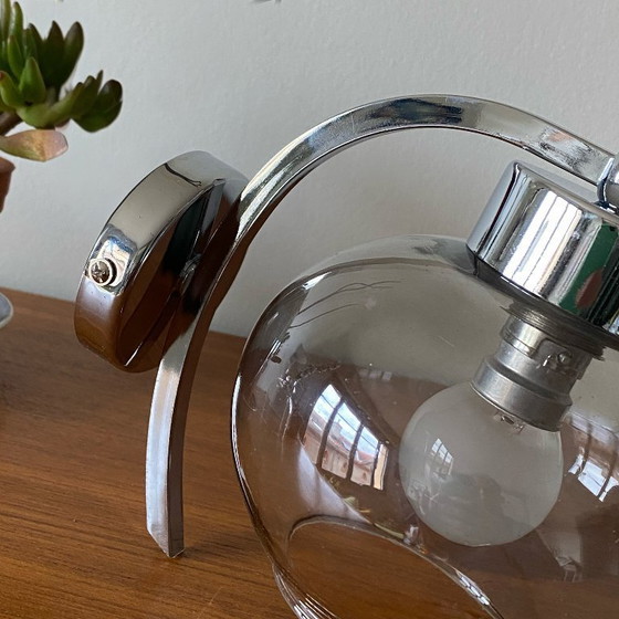 Image 1 of Applique in metallo cromato e globo in vetro grigio fumé