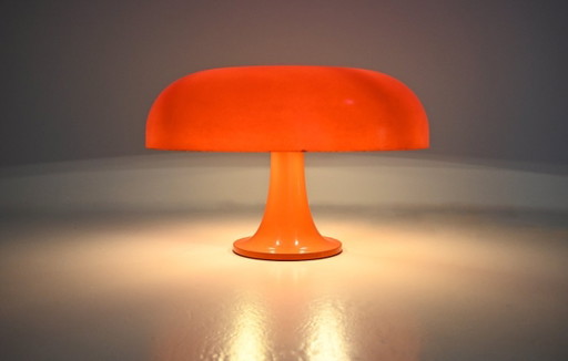 Tischleuchte „Nesso“ von Giancarlo Mattioli für Artemide, 1960er Jahre, 1. Auflage