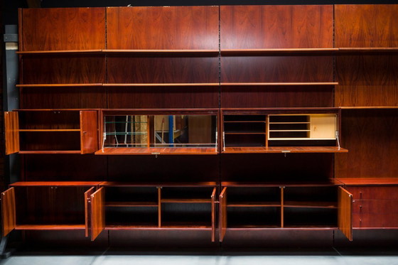 Image 1 of  Mensole da parete modulari in palissandro tedesco di IDEE Mobel, anni '60, set di 25 pezzi