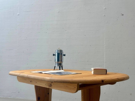 Round extendable vintage dining table made of solid pine wood, 1970s (photo 3 of 14)