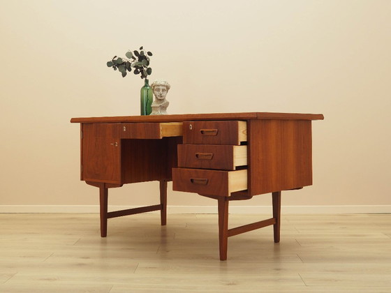 Image 1 of Teakhouten bureau, Deens design, jaren 70, gemaakt in Denemarken.