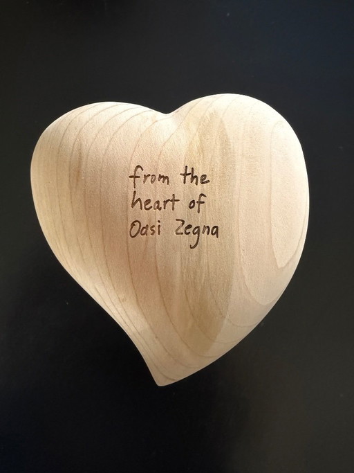Cœur en bois ZEGNA x Riva 1920 – Issu du cœur d'Oasi Zegna – Fabriqué en Italie
