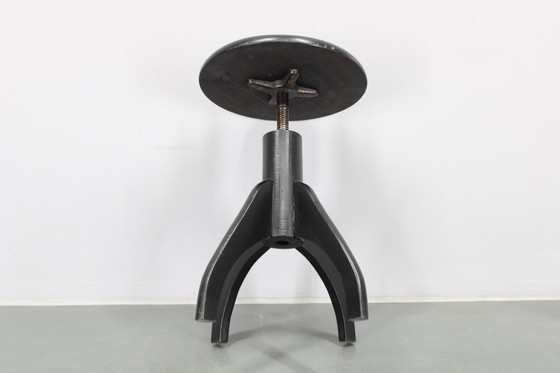 Image 1 of Piano krukje van beukenhout uit 1940, Tsjecho-Slowakije