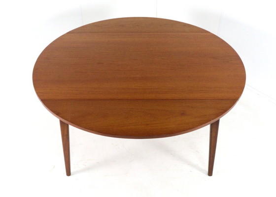Image 1 of Louis van Teeffelen for Wébé round dining table 'Breda' vintage