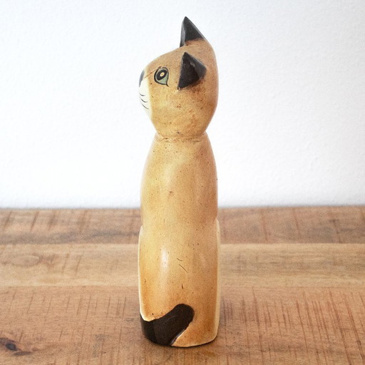 Gato siamés de madera antiguo