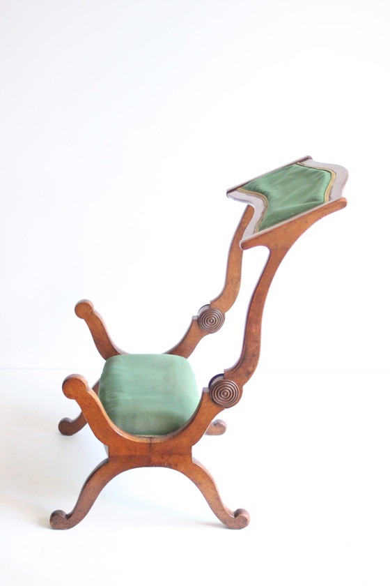 Image 1 of Viktorianischer metamorpher Gebetshocker und Stuhl Prie Dieu