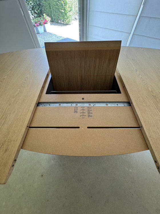 Image 1 of Arco “Spazio” extendable dining table