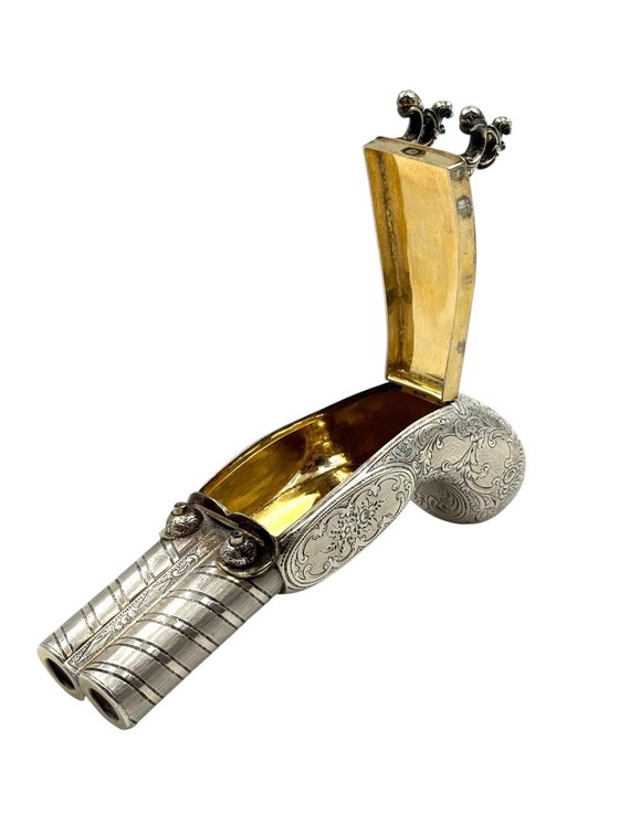 Gun-Shaped Silver Vermeil Snuff Cigarette Box, France, Early 20th Century – Decorative Objects (photo 14 of 17)