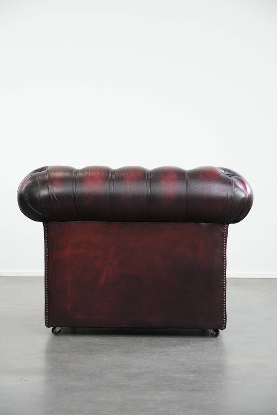 Image 1 of Englischer Chesterfield-Ledersessel auf Rollen, verziert mit Ziernieten