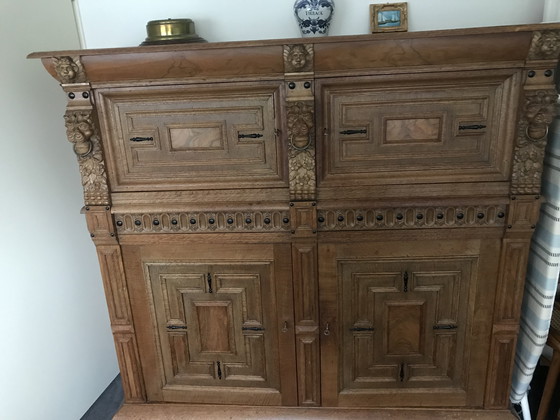Image 1 of Mooie klassisches Eichenbuffet/Leinenkast