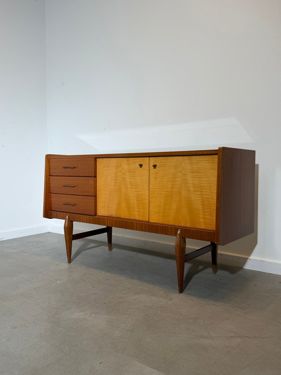 Mid-Century Modern Sideboard – 1950s/60s (photo 4 of 8)