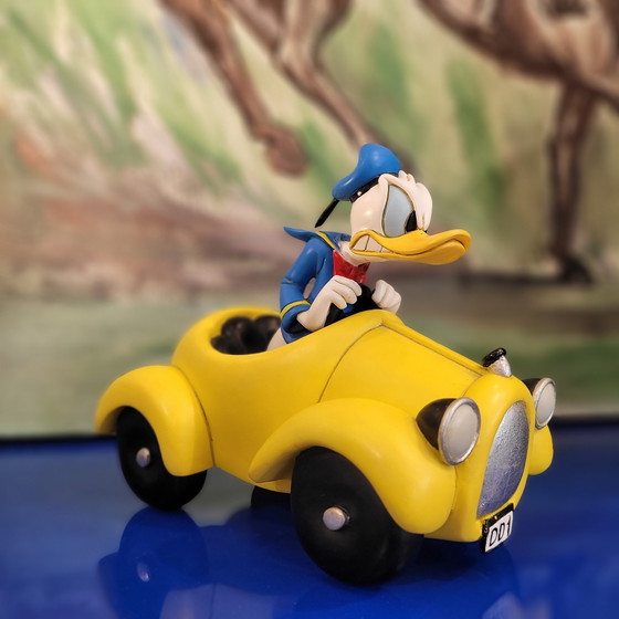 Image 1 of Pato Donald con Coche Amarillo, Rutten, Resina, 2000’s - Estados Unidos