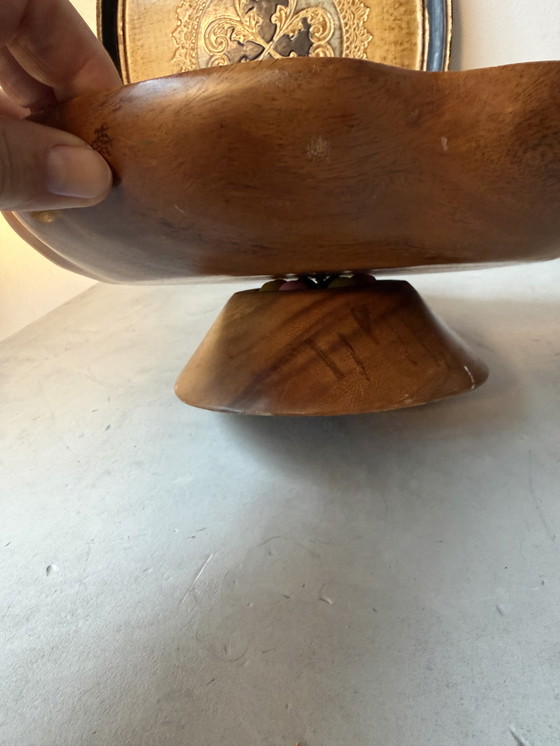 Image 1 of Ciotola girevole in legno per snack con piede – Vintage