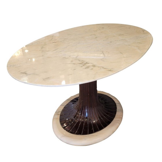 Image 1 of Vintage mahogany wood table and an oval Calacatta marble top by Vittorio Dassi, Italy