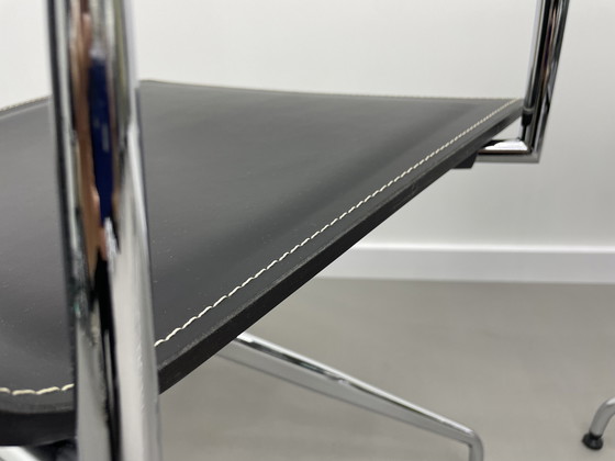 Image 1 of Sedia di design Ikara / sedia da ufficio