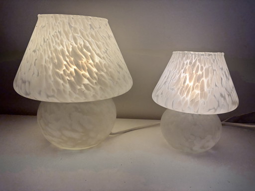 Set of 2 Vintage "mushroom" lamps made of white marbled glass