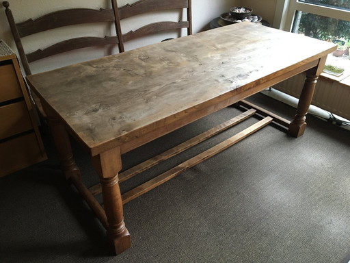 Rustieke landelijke tafel, massief olmen blad