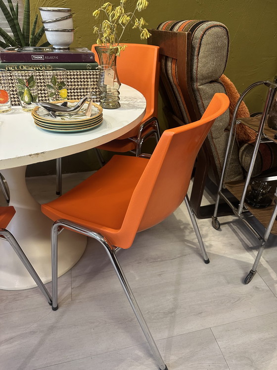 Image 1 of 6 Vintage stapelstoelen