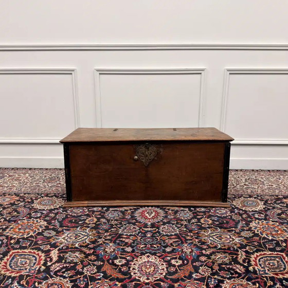 Antique Colonial Blanket Chest for sale?, Storage cabinet (photo 2 of 10)