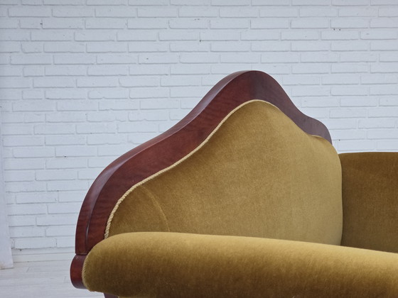 Image 1 of Sofá danés de dos plazas de los años 50 en estilo Biedermeier, tapizado en terciopelo.