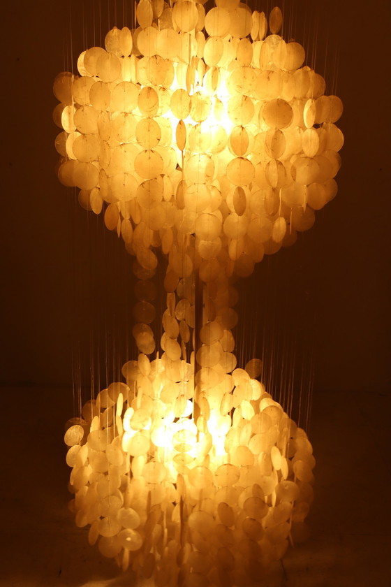 Image 1 of Shell lamp/pearl ceiling lamp of the 80s in the style of Verner Panton