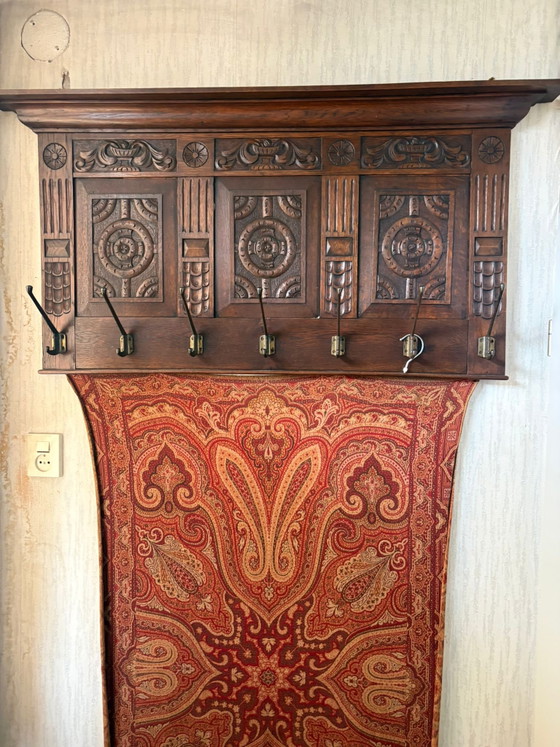 Image 1 of Perchero antiguo con estante para sombreros y paragüero.