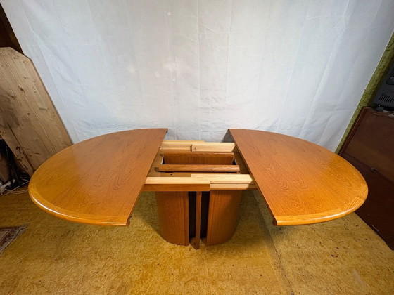 Vintage Skovby Extending Dining Table – Danish Teak – Scandinavian Design  A superb vintage Skovby extending (photo 7 of 13)