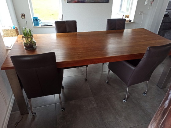 Image 1 of Mesa de comedor