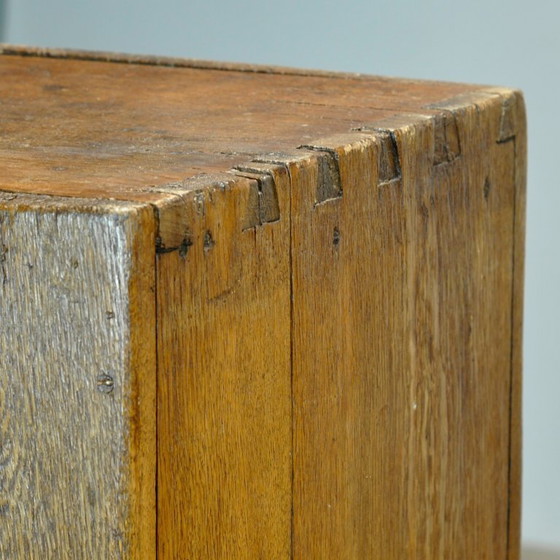 Image 1 of Antieke Franse eikenhouten kast, circa 1820