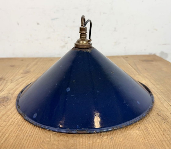 Image 1 of Lampada a sospensione industriale in smalto blu scuro, stile industriale britannico, anni '50