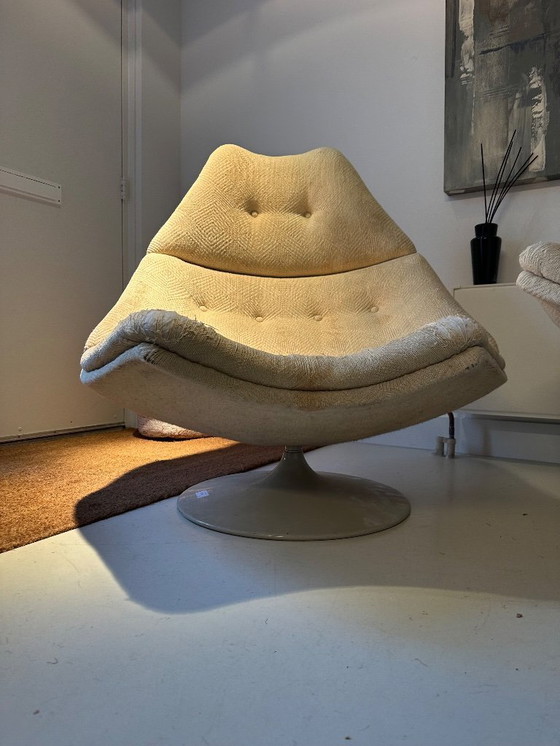 Image 1 of Geoffrey D. Harcourt para Artifort, dos sillones 591 con reposapiés (década de 1960)