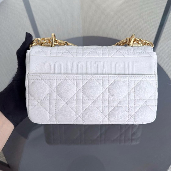 Image 1 of DIOR CARO PICCOLO - PELLE DI VITELLO MARMORIZZATA CANNAGE, FERRAMENTA BIANCA ORO