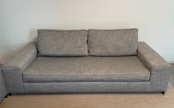 Image 1 of Ensemble complet Minotti 6 pièces comprenant 2 canapés, 1 pouf et 1 table basse.