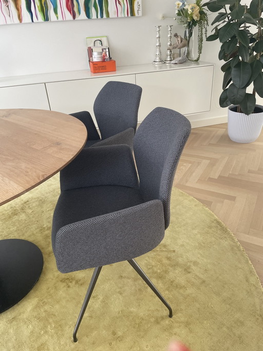 Mobitec Mood swivel 3 with arm and 2 without