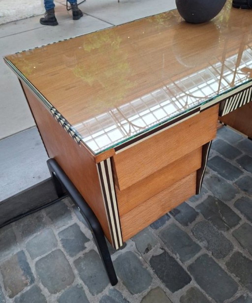 Bellissima scrivania bassa in rovere vintage