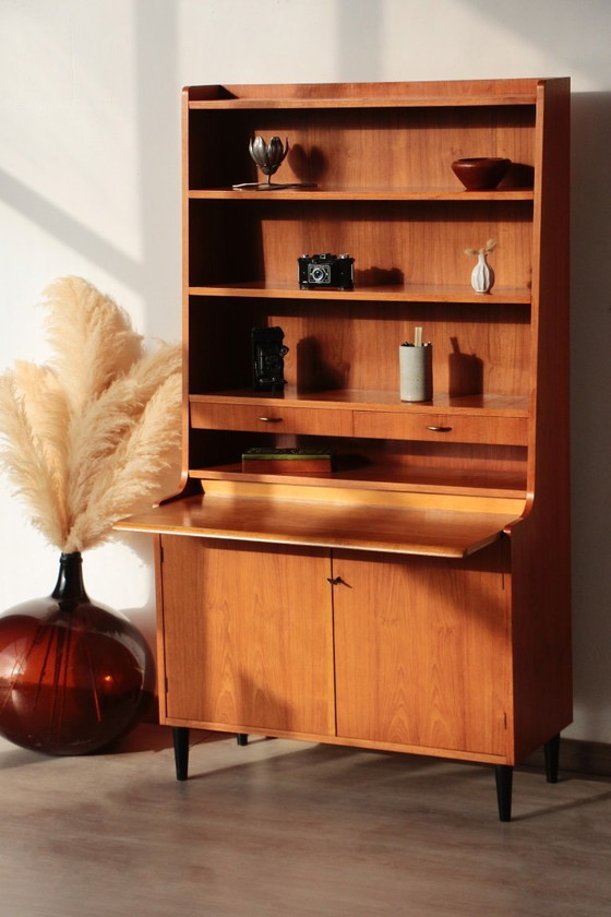 Image 1 of Libreria segreta scandinava | Design danese vintage