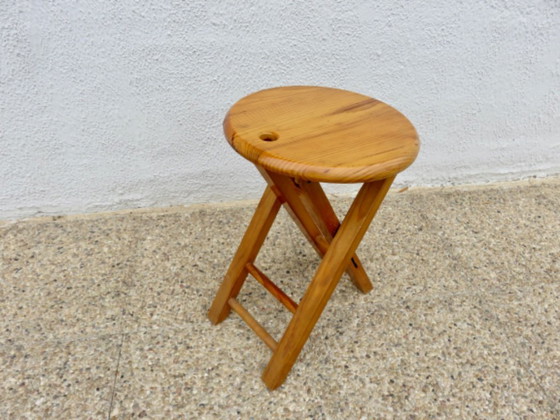 Taburete plegable al estilo de Roger Tallon o Adrian Reed, años 70-80. – Wood (photo 5 of 11)