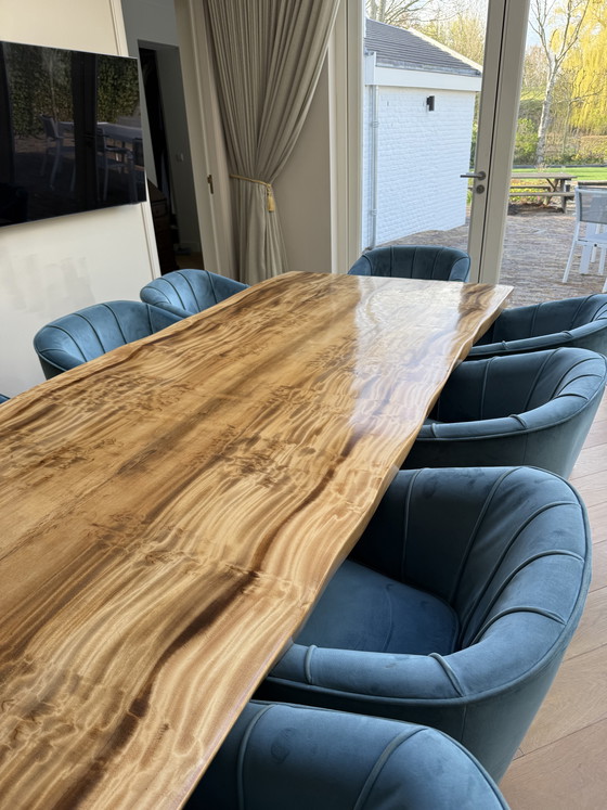 Image 1 of Tavolo da pranzo in legno di quercia con finitura epossidica (3 metri)