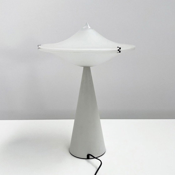 Image 1 of Große Alien-Tischleuchte von Cesaro L. für Tre Ci Luce, 1980er Jahre