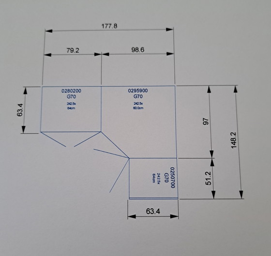 Dormitorio de lujo de diseño que incluye colchón Velda Pocket Royal. – Roperos, Glass (photo 6 of 6)