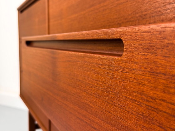 Large Teak Chest of Drawers from Tørring / HJN Møbelfabrik, 1960s – Sideboard, Wood (photo 23 of 25)
